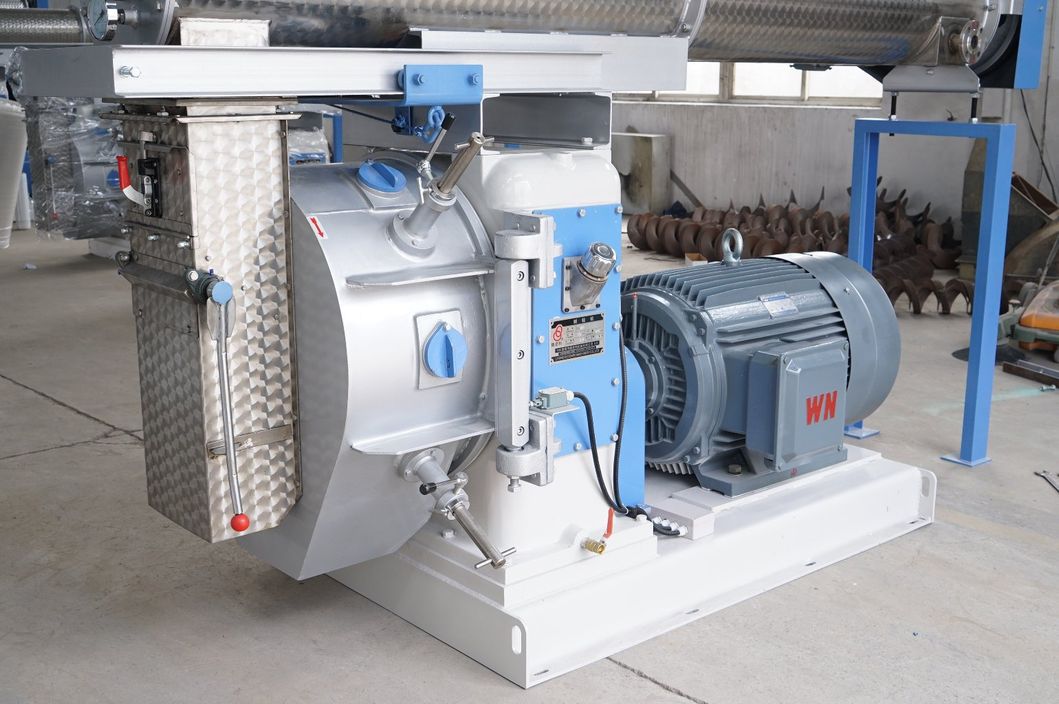 1-2tph Chicken Poultry Cattle Livestock Complete Animal Feed Pellet Making Machine Production Line for Sale