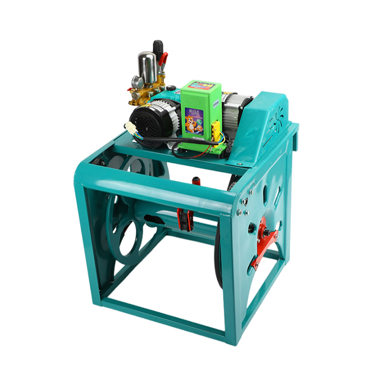 How Can an Automatic Roll Tube Sprayer Help Me Spray More Evenly and Waste Less Time?