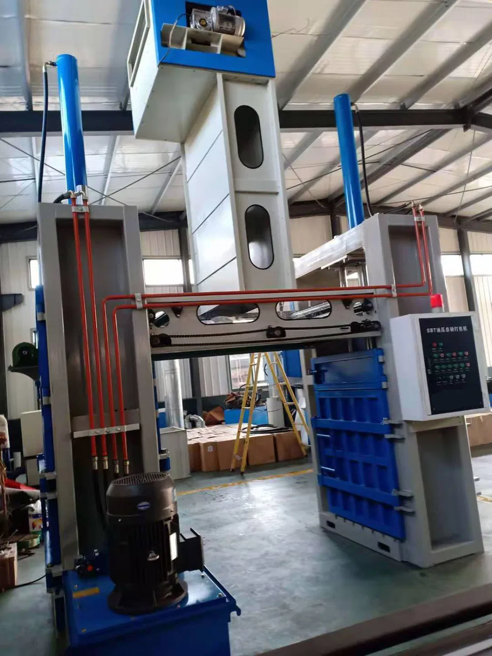 Double Chamber Vertical Clothing Baler for Clothing Textile Recycling Machinery