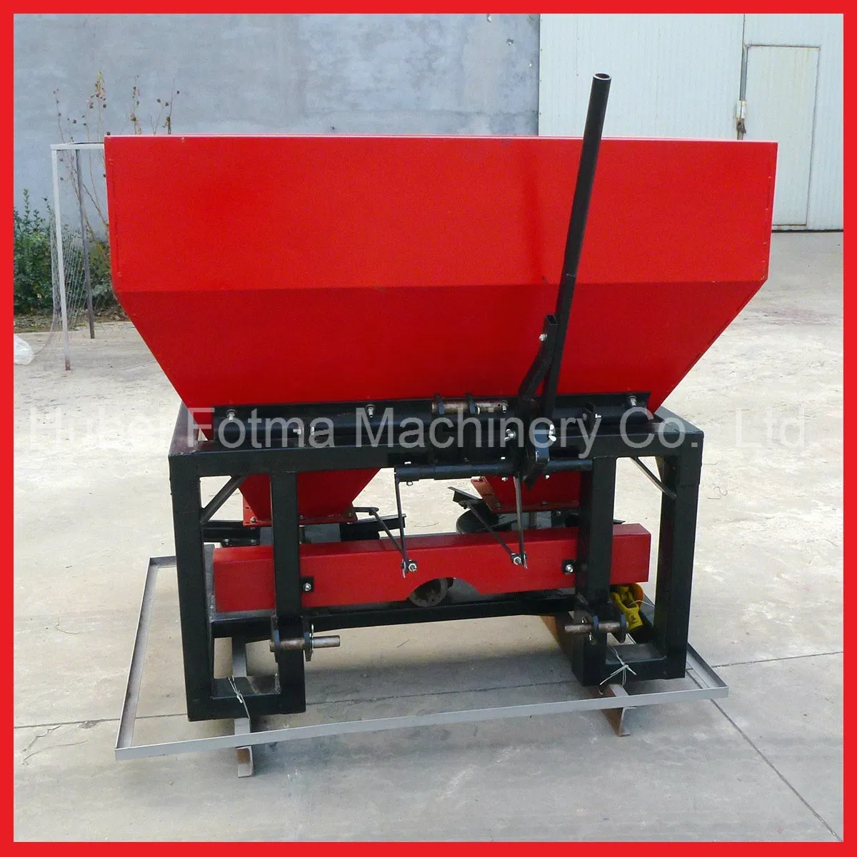 Fertilizer Spreader with Double Discs