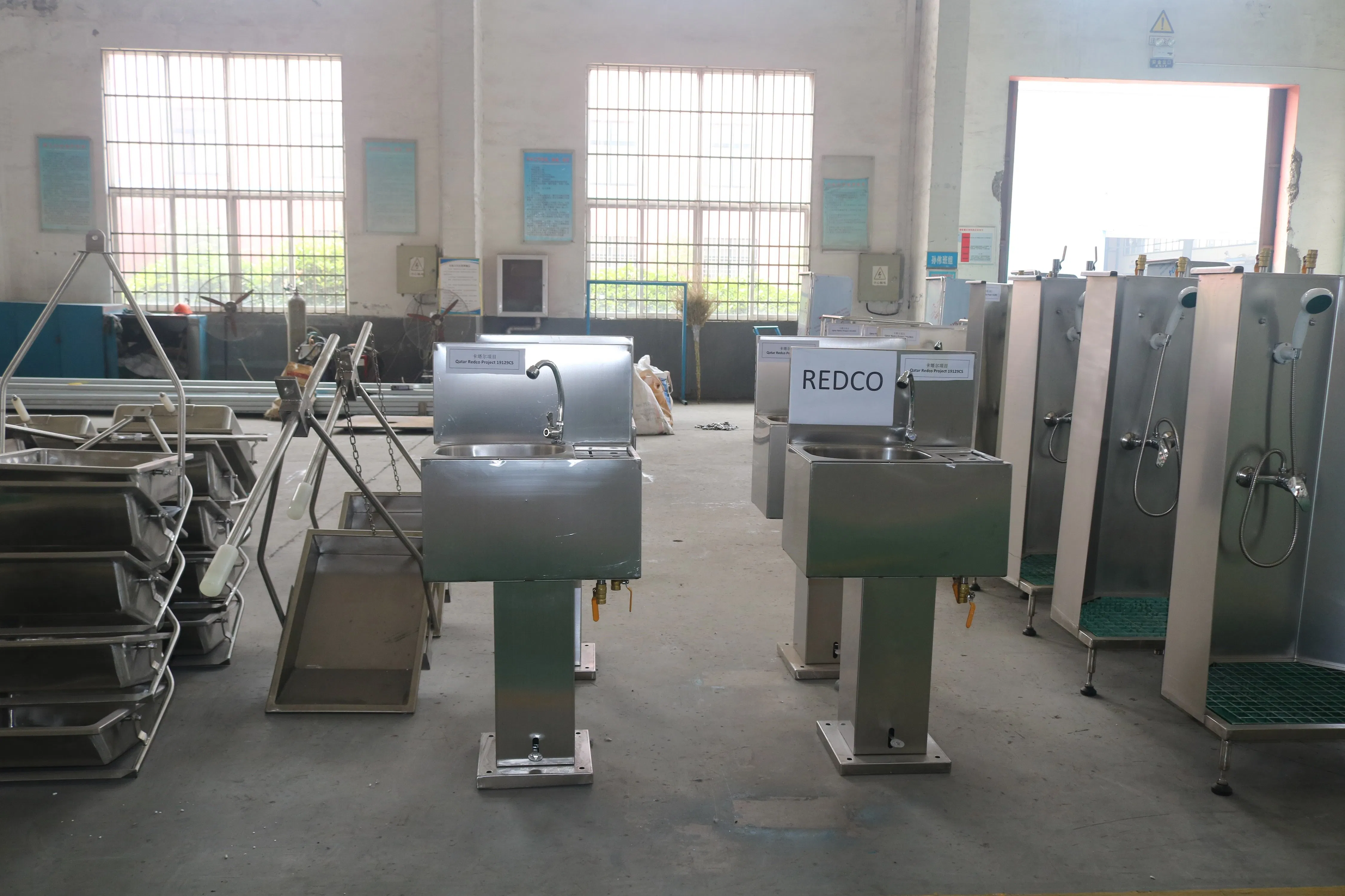 High Quality Custom-Made Apply Cattle/Beef/Cow Slaughterhouse Slaughtering Equipment