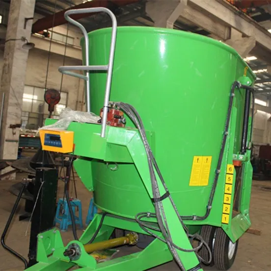 Pto Traction Type Tmr Feed Mixer Dairy Cow Feeding Equipment Drum Type Feed Mixer Tmr Feed Agitator Dairy Farming Mixer Manufacturers