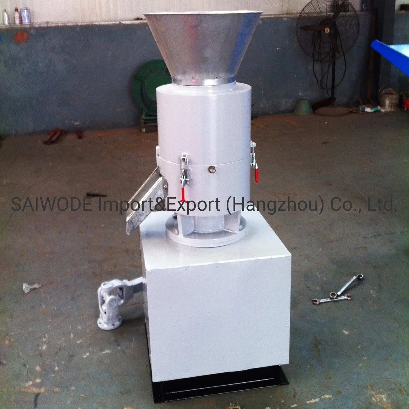 Sinking Fish/Cattle/Goat/Pig Manure Animal Feed Pellet Making Mill